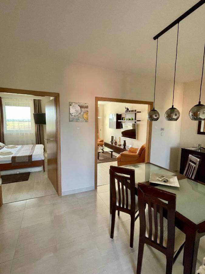 Chance Apartman Buekfuerdo Buk Exterior foto