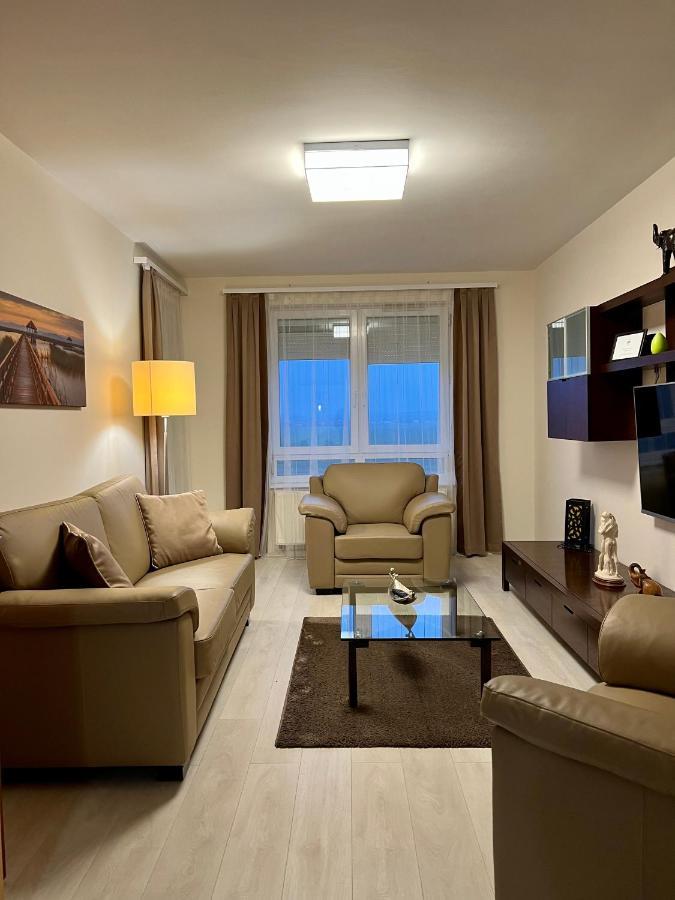 Chance Apartman Buekfuerdo Buk Exterior foto