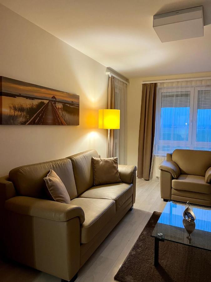 Chance Apartman Buekfuerdo Buk Exterior foto