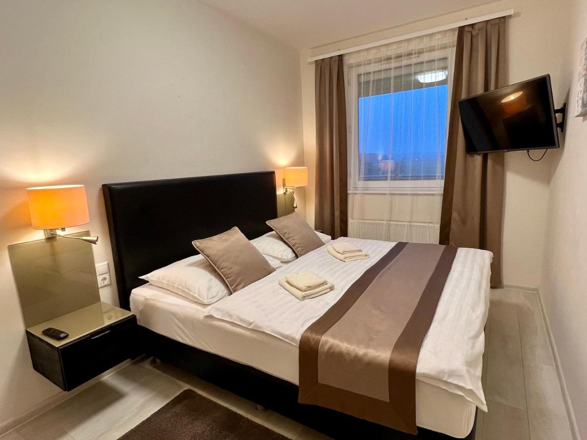 Chance Apartman Buekfuerdo Buk Exterior foto