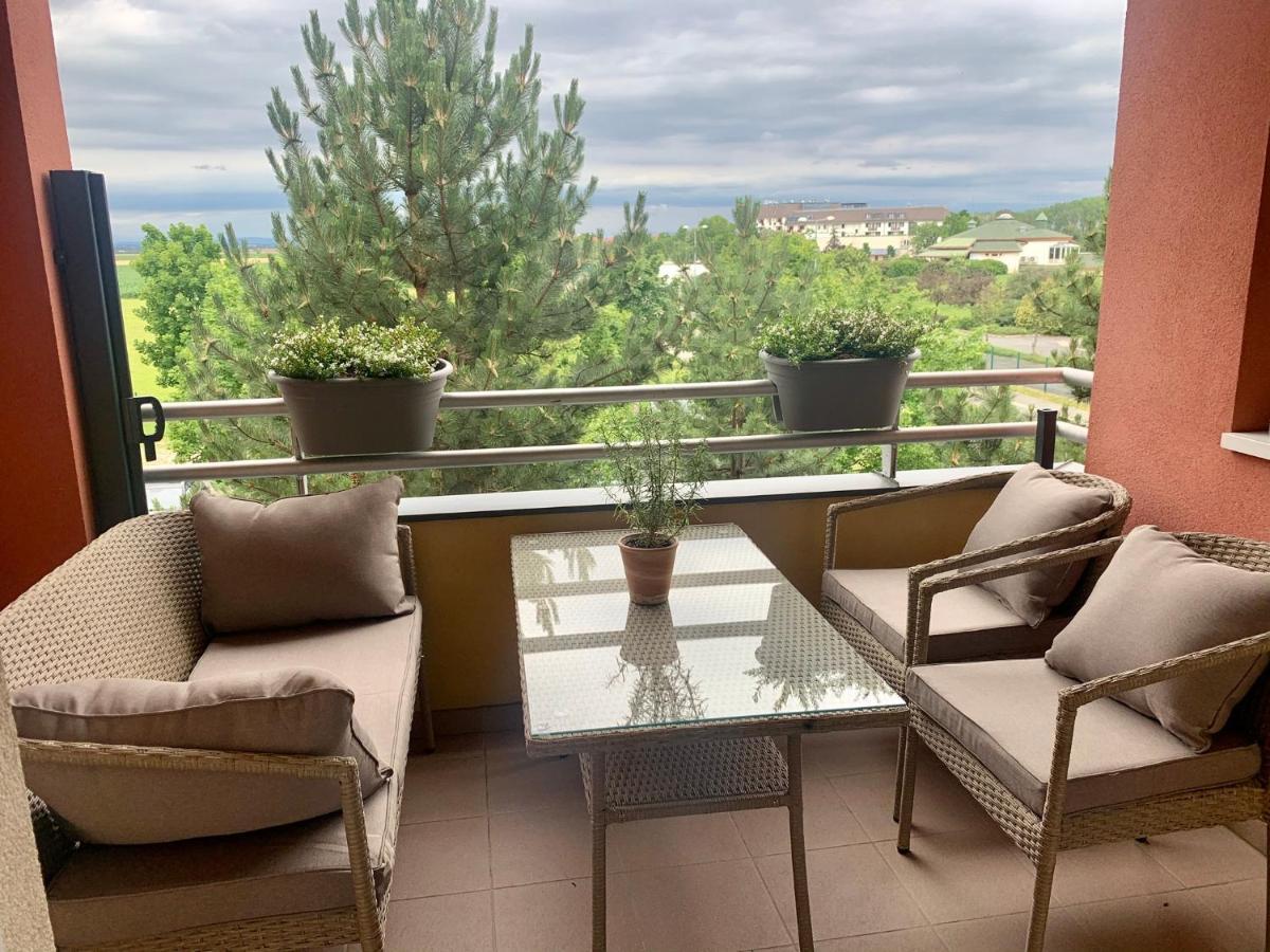 Chance Apartman Buekfuerdo Buk Exterior foto
