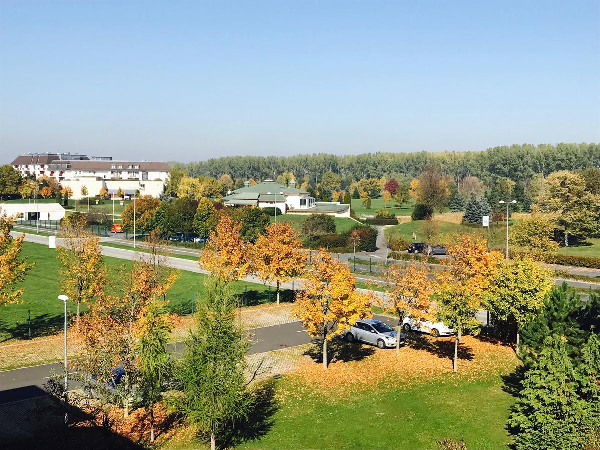 Chance Apartman Buekfuerdo Buk Exterior foto